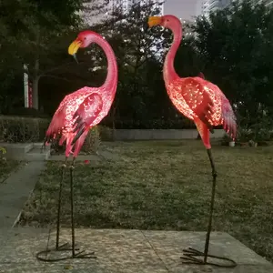 户外太阳能照明金属艺术工艺粉色火烈鸟庭院装饰品