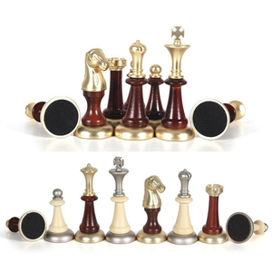 Set di <span class=keywords><strong>Scacchi</strong></span> di Lusso in Stile Europeo di Alta Gamma <span class=keywords><strong>con</strong></span> Pezzi in Metallo Abbinati Adatto per Giochi di Famiglia e Regali - Product Image 2