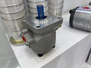 <strong>Pto</strong> Direct Connected ISO 80ml 100ml <strong>Hydraulic</strong> Gear <strong>Pump</strong> for Dump Truck - Product Image 3