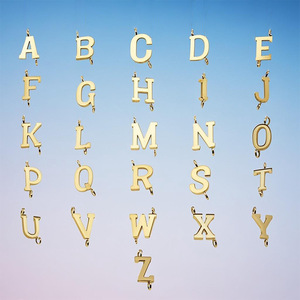 Conectores de Eslabones Iniciales de 10 mm |   Dijes de Letras del Alfabeto con Doble Aro de Acero Inoxidable Chapado en Oro PVD de 18K para la Creación de Joyería DIY - Product Image 2