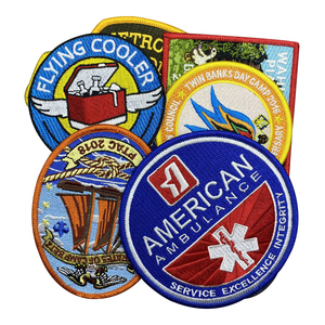 Tùy Chỉnh Nhà Máy Các Bản Vá Lỗi Cho Quần Áo Sequin Sắt Thêu Tên Nhãn Hoa Trái Tim Dệt Kỹ Thuật Silicon Cho Anime - Product Image 1