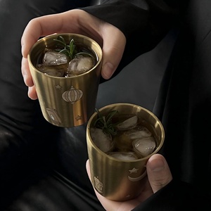 Tazza da Ufficio in Stile Mediorientale in Acciaio Inox 304 con Incisione Luna e Stelle, Bicchiere Portatile per Caffè e Cocktail da 170ml - Product Image 4