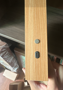 8-Zoll 10-Zoll A4 Wiederaufladbare Berührungssensor-Tischlampe mit Doppelseitigem Glas-Acryl-Holzrahmen und Ständer - Product Image 4