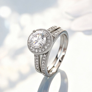 Anello Classico Rotondo per Proposta di Matrimonio, Elegante Accessorio di Moda per Donne, per Feste e Uso Quotidiano, Stile Moderno - Product Image 6