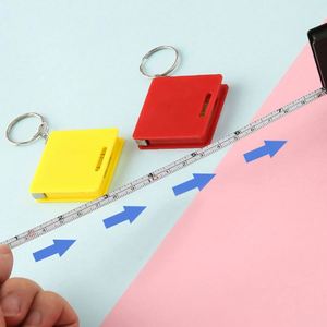 Portable Square Measuring Tape Keyring with Horizontal Bubble Level Indicator 1m Retractable Tape Measure Key Ring Tool - Product Image 4