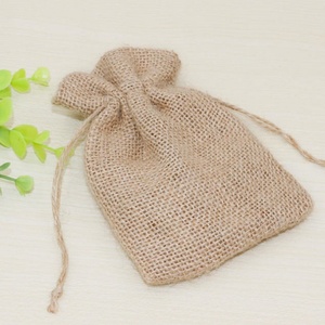 Sac de rangement en jute naturel, écologique et durable, multi-tailles, avec cordon de serrage, pour herbes chinoises, grains de café, riz, ou comme sac cadeau - Product Image 4