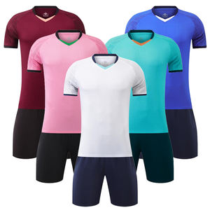 Custom Heren Team Jersey Voetbal Uniform Tenue Set Voor Een Prijs - Product Image 1