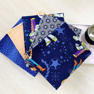 Pezzi tagliati in tessuto stampato personalizzato, disegni geometrici <span class=keywords><strong>e</strong></span> cartoni animati con <span class=keywords><strong>quarti</strong></span> di grasso - Product Image 1