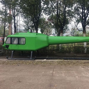 Modèle d'hélicoptère en plastique vert, décoration extérieure, sculpture de parc, œuvre d'art artisanale - Product Image 2