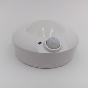 Luz LED Redonda de 3 Pulgadas con Sensor de Movimiento JIEDU, Blanca 2835 SMD, Doble Color Blanco Cálido y Frío, Funciona con Batería, Iluminación para Gabinetes - Product Image 5
