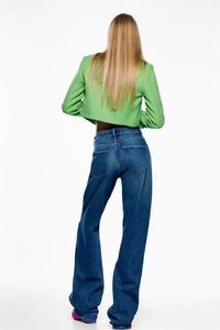 Nouveau manteau à col rond pour <span class=keywords><strong>femme</strong></span>, taille haute, slim, fleur, bouton, texture, style court, printemps/été <span class=keywords><strong>2022</strong></span> - Product Image 4