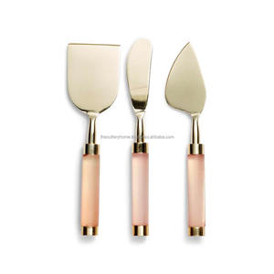 Juego de Herramientas decorativas para queso, mango de resina transparente hecha a mano, acabado en oro y acero inoxidable - Product Image 3