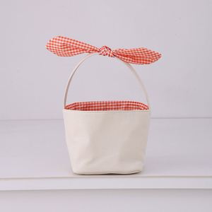 Cesta de Halloween Personalizada con Diseño de Gingham, Monograma, Lazo y Decoración Fantasmagórica para Dulces, Regalos y Accesorios para el Festival de los Fantasmas - Product Image 4