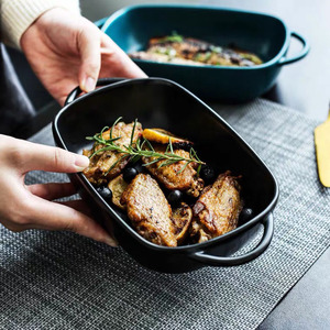 Gâteau <span class=keywords><strong>rectangulaire</strong></span> micro-ondes ustensiles de cuisson en céramique ensemble de dîner assiette de cuisson nordique ustensiles de cuisson en <span class=keywords><strong>porcelaine</strong></span> avec poignée <span class=keywords><strong>plat</strong></span> de cuisson - Product Image 4