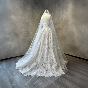 Vestido de Novia de Lujo Nt142, Vestido de Encaje Floral, Sin Tirantes, con Velo de Catedral y Dobladillo Festoneado, Jancember - Product Image 2