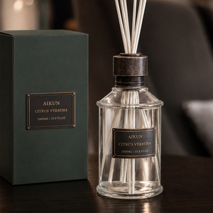 Diffuseur de parfum en verre rond transparent Aikun 1000 ml avec étiquette en nickel métallique, boîte verte pour hôtels, boutiques, parfum personnalisé, longue durée - Product Image 1