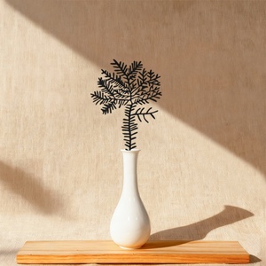 Estaca de Jardín de Metal Ornamental de Cobre, Flexible, con Diseño Floral, para Jardines y Patios, Estilo Moderno y Envejecido - Product Image 3