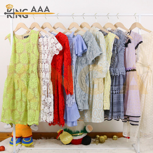 Nuevo vendedor de pacas mixtas, ropa en stock, vestido de mujer de alta calidad, ropa usada en el Reino Unido - Product Image 2