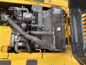 Mejor venta Komatsu PC130 Entrega de alta calidad rápida 100% Listo Costos de envío bajos Terreno áspero Excavadora usada duradera a la venta - Product Image 6