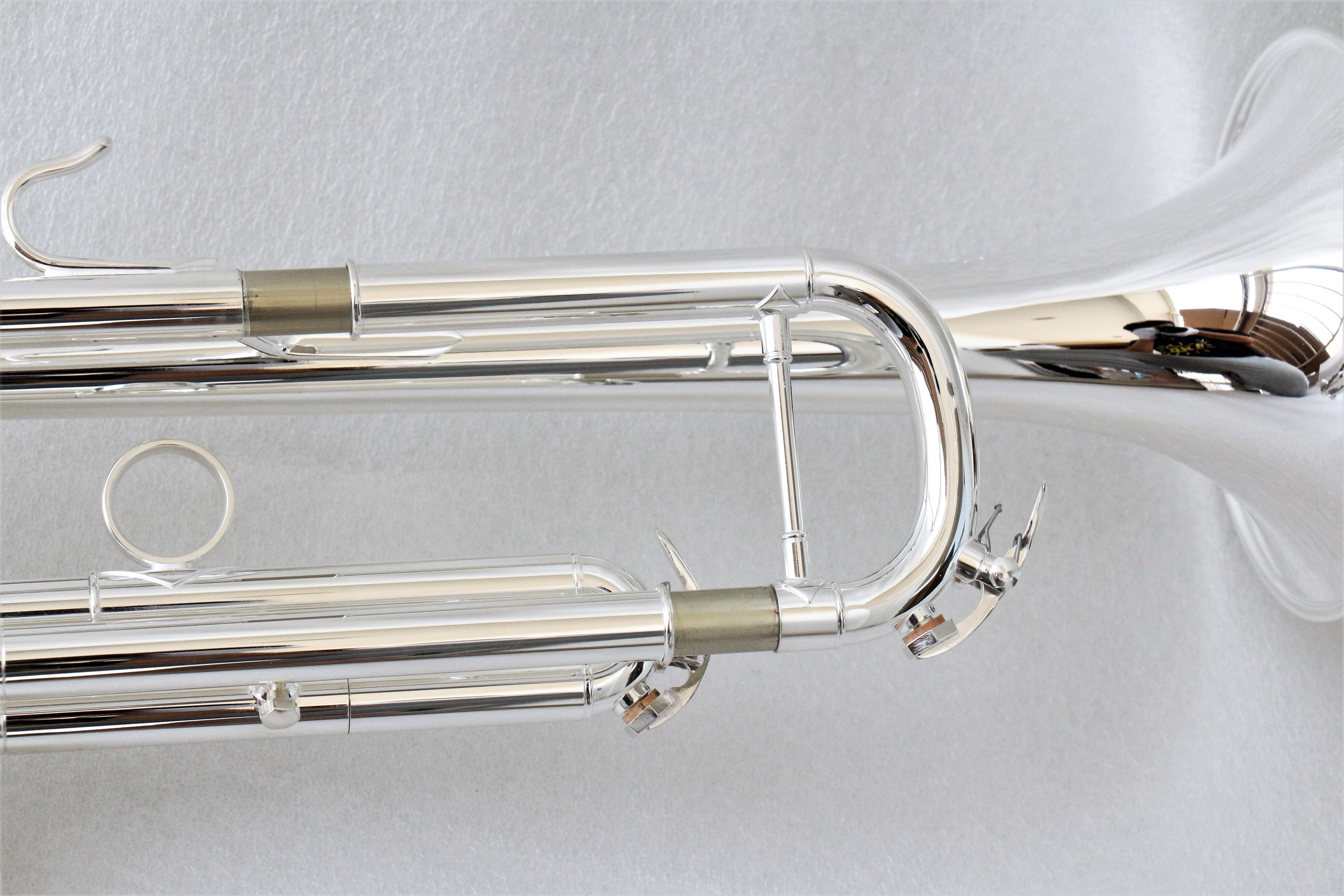 FESTI FTR-800S　B♭トランペット　ゴールドブラスベル　MLボア FESTI FTR-800S B♭トランペット ゴールドブラスベル MLボア FESTI FTR