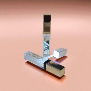 Brillo de labios de luz LED con logotipo personalizado de espejo alto - Product Image 6