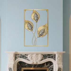Venta al por mayor personalizado hoja de oro hierro arte pared pieza nueva luz francesa lujo Metal pared colgante decoración para salas de estar comedor Art Deco - Product Image 1