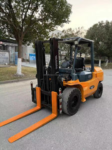 Forte capacité pour chariot élévateur Toyota 5 tonnes Chariot élévateur à combustion interne d'occasion à plus haut rendement 50 unités disponibles - Product Image 2