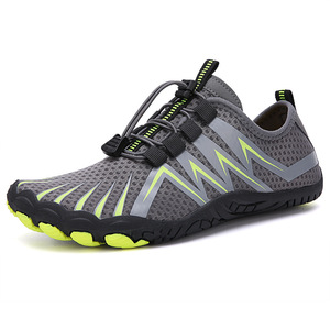 Chaussures d'eau avec empeigne en mesh, semelle en caoutchouc respirante, unisexes, pour la plage, la randonnée, le trekking, les sports de plein air - Product Image 4