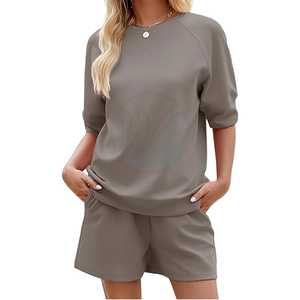 Ensemble de sport personnalisé pour femme : débardeur, short, soutien-gorge de sport et leggings de gym – Vêtements de sport unisexes pour l'entraînement – Vente en gros - Product Image 1