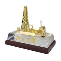 Souvenir verre décor à la maison Mini Antique trophée personnalisé Construction modèle Sculpture artisanat cadeau laiton plaqué or 1 pièce