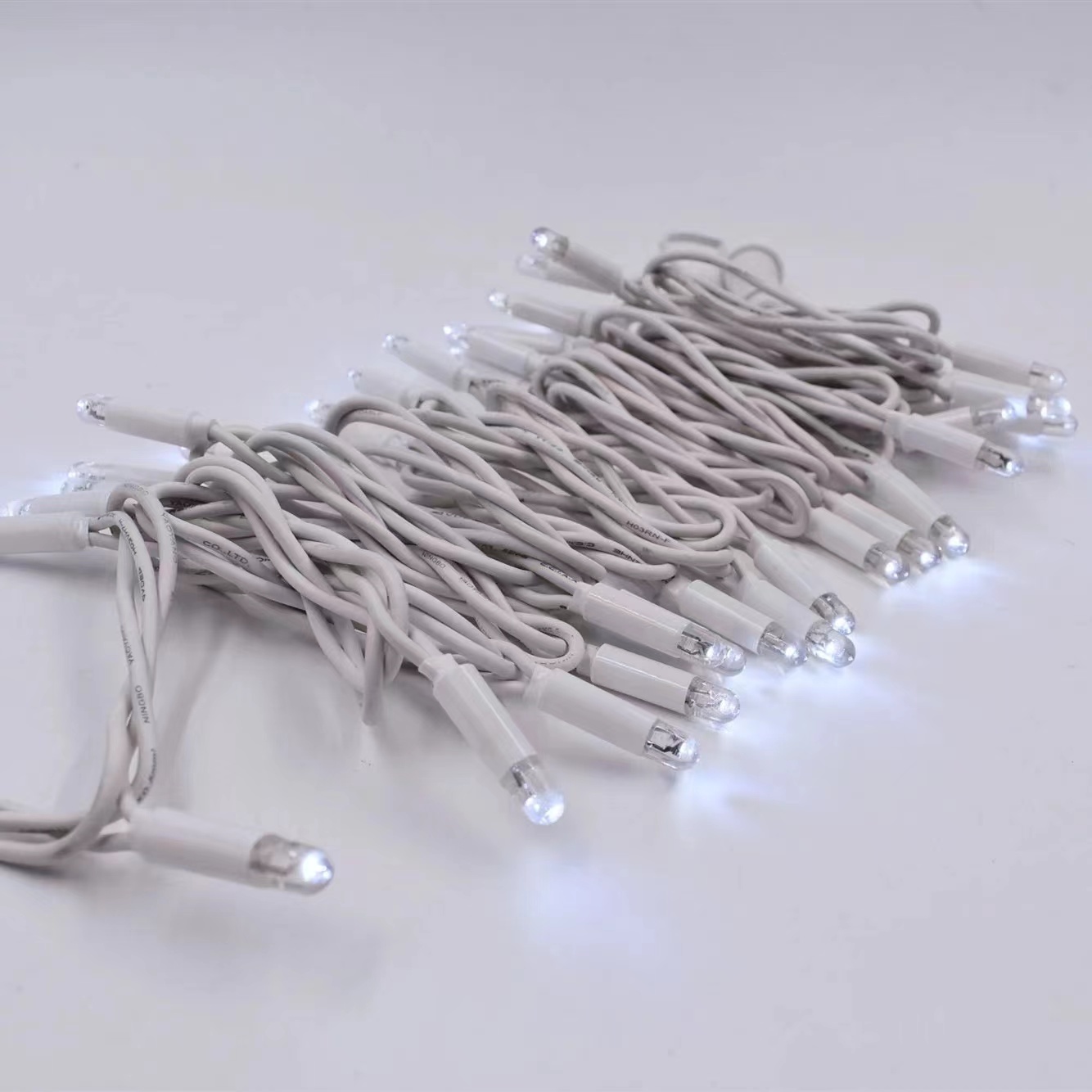 Longshine Lighting LED String Lights - Holiday Decorative Lighting for Indoor/Outdoor Use