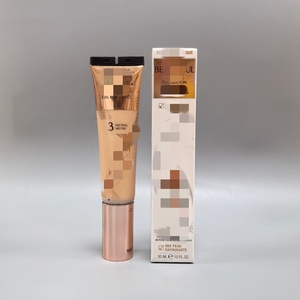 Base de Maquillaje Líquida Mineral de 9 Colores, Marca Original de Belleza, Etiqueta Privada, Iluminadora, Hidratante, con Acabado Luminoso y Duradero - Product Image 4