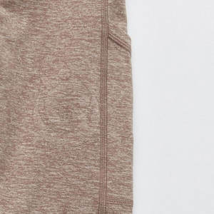 En stock Legging pour femme de qualité supérieure Legging pour femme au design unique Legging pour femme de qualité supérieure fabriqué dans la meilleure qualité - Product Image 5