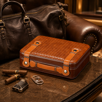 Étui à cigares en cuir de luxe sur mesure, en bois de cèdre espagnol, boîte à cigares de voyage avec hygromètre et humidificateur pour 20 à 30 cigares