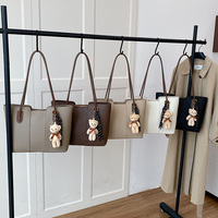 Bolso de Mano de Alta Calidad, Casual, de Lujo, Personalizable, Envío Rápido, Diseño Único, a la Moda, Transpirable