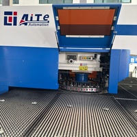 Presse à poinçonner mécanique automatique intelligente CNC avec moteur et propulseur pour le traitement des métaux
