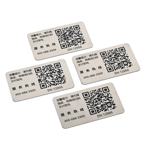 Étiquettes personnalisées à bas prix avec code QR gravé au laser, plaques signalétiques en métal aluminium pour tables <span class=keywords><strong>de</strong></span> restaurant et clubs - Product Image 2