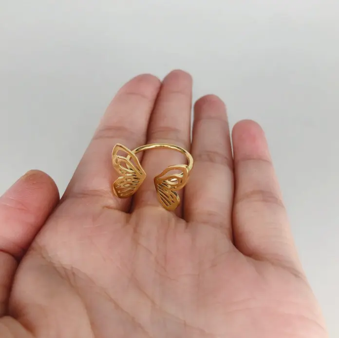 2021 Dainty Schmetterling Ring Einstellbare Ring Öffnen Hohl Schmetterling Ring Schichtung Stapelbar Tier Gold Edelstahl Schmuck