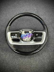 Volante de Cuero Personalizado de Fábrica para Land Rover <span class=keywords><strong>Defender</strong></span> L663 110 90 2020 2021 <span class=keywords><strong>2022</strong></span> - Product Image 4
