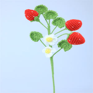 Ramo de tulipán de fresa de ganchillo hecho a mano, exquisitas flores decorativas artificiales de punto para novia, mujer, regalo envolvente para siempre - Product Image 6