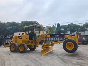Grande niveleuse CAT 140H d'occasion en provenance des États-Unis à vendre à prix réduit - Product Image 2