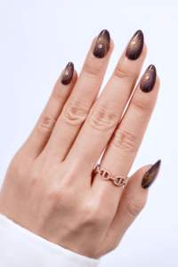 Uñas Postizas de Longitud Media con Forma de Almendra, 24 Piezas, Color Marrón Oscuro, Material ABS, Línea Dorada, Diseño de Arte de Uñas Personalizado con Sol y Luna Celestial - Product Image 3