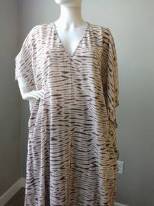 Cotton Print Kaftan <b>Dress</b> With V-Neck <b>Loose</b> Silhouette Wide Sleeves And Flowing Floor-length Design Kaftan Maxi <b>Dress</b> For Women - Product Image 3