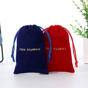 Sac à cordon en flanelle simple face pour bijoux, avec motifs brodés et transferts thermiques, personnalisable, perforé pour le rangement - Product Image 1