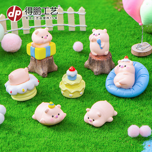 Figurines de cochon miniatures en résine, lot multi-pièces, décoration d'anniversaire, ornement de bureau pour salon - Product Image 1