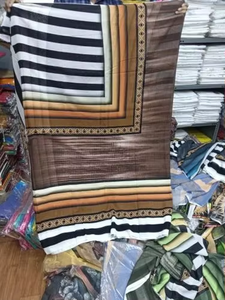 Venta al por mayor de fábrica: Lote mixto de vestidos medianos sudaneses Toub para mujer, de alta calidad, en tela de algodón peinado y voile, con estampado digital. - Product Image 3