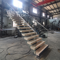Fabricant direct usine : Escalier sur mesure pour projets hôteliers et résidentiels, commande en gros