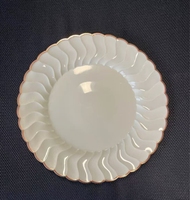 Lot de 50 assiettes en plastique réutilisables à bordure florale avec bord doré, comprenant une assiette à dîner de 10,25 pouces et une assiette à dessert de 7,5 pouces