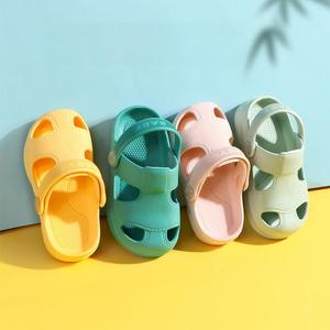 Chaussons d'été antidérapants à semelle souple pour enfants (garçons et filles) – Idéaux pour la plage, la chambre et la salle de bain – Nouvelle collection en promotion - Product Image 3