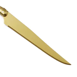 Nuovo arrivo oro PVD colore tutto Set di posate in acciaio inossidabile coltello e forchetta da intaglio Laguiole